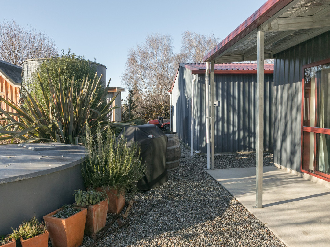 The Shed Guesthouse主图