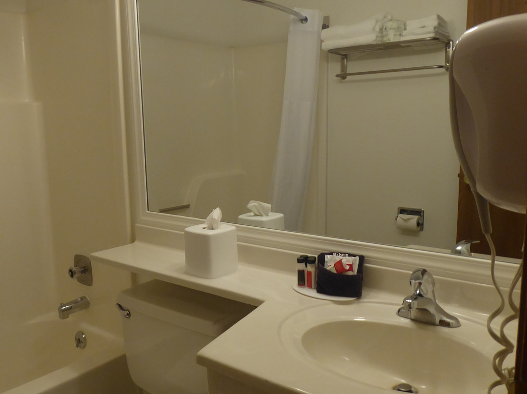 科迪速8酒店主图