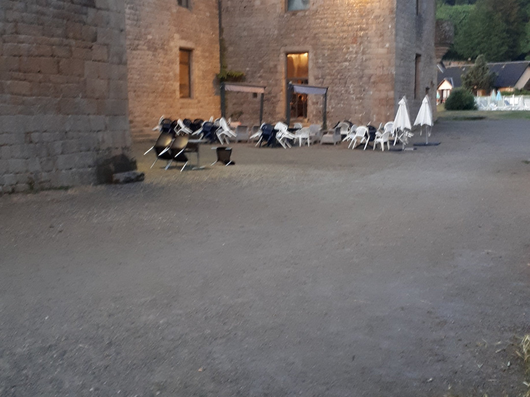 VVF Château sur la Vienne Lac de Vassivière主图