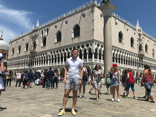 Greg Bologov-叶卡捷琳堡必去景点