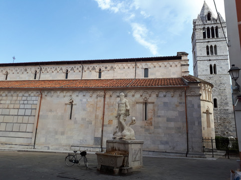 Duomo di Carrara-卡拉拉必去景点