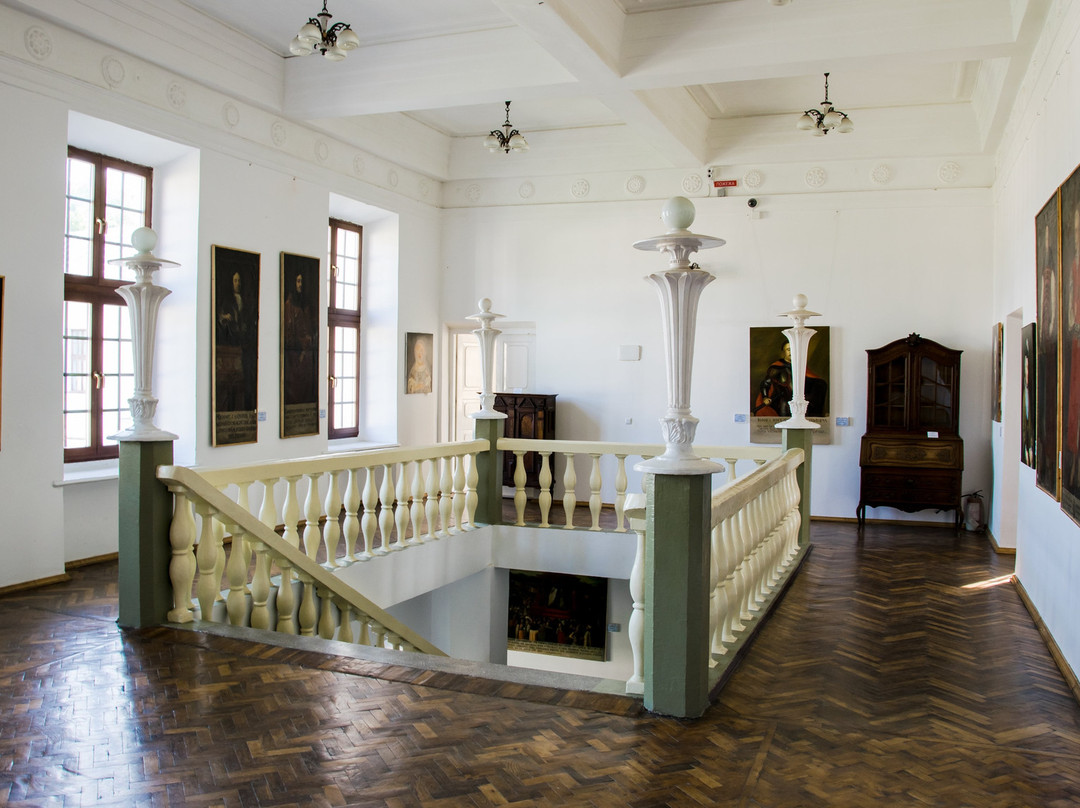 Vishnevetskikh Palace-Vishnevets必去景点