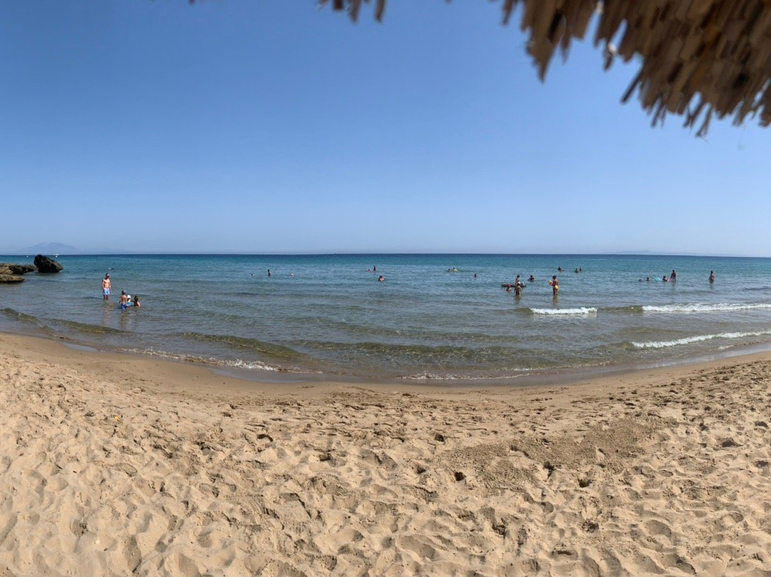 Plaka Beach-瓦西里科斯必去景点