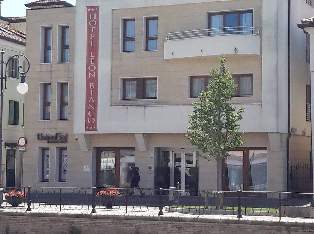 Hotel Leon Bianco主图