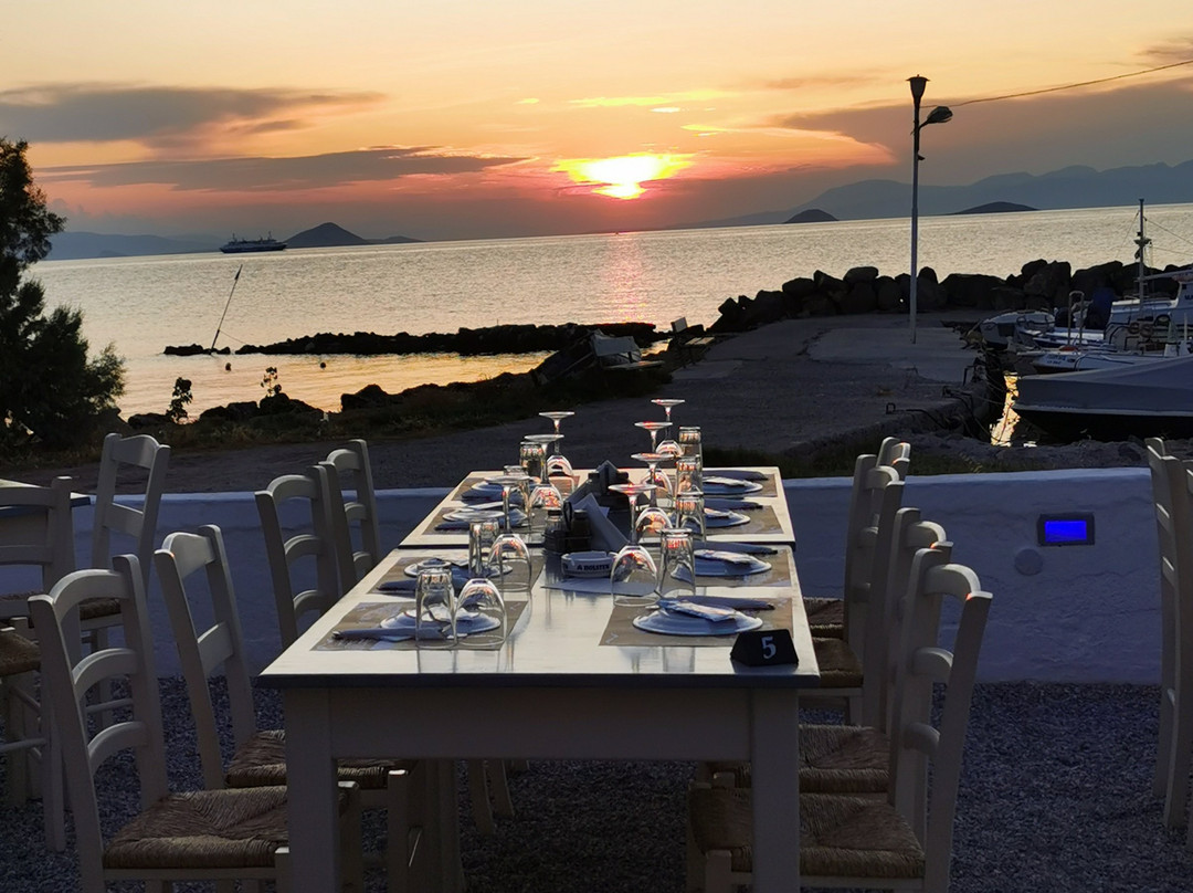 Kipseli餐馆和美食-Taverna Kavouropetra