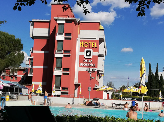 佛罗伦萨代尔塔酒店主图