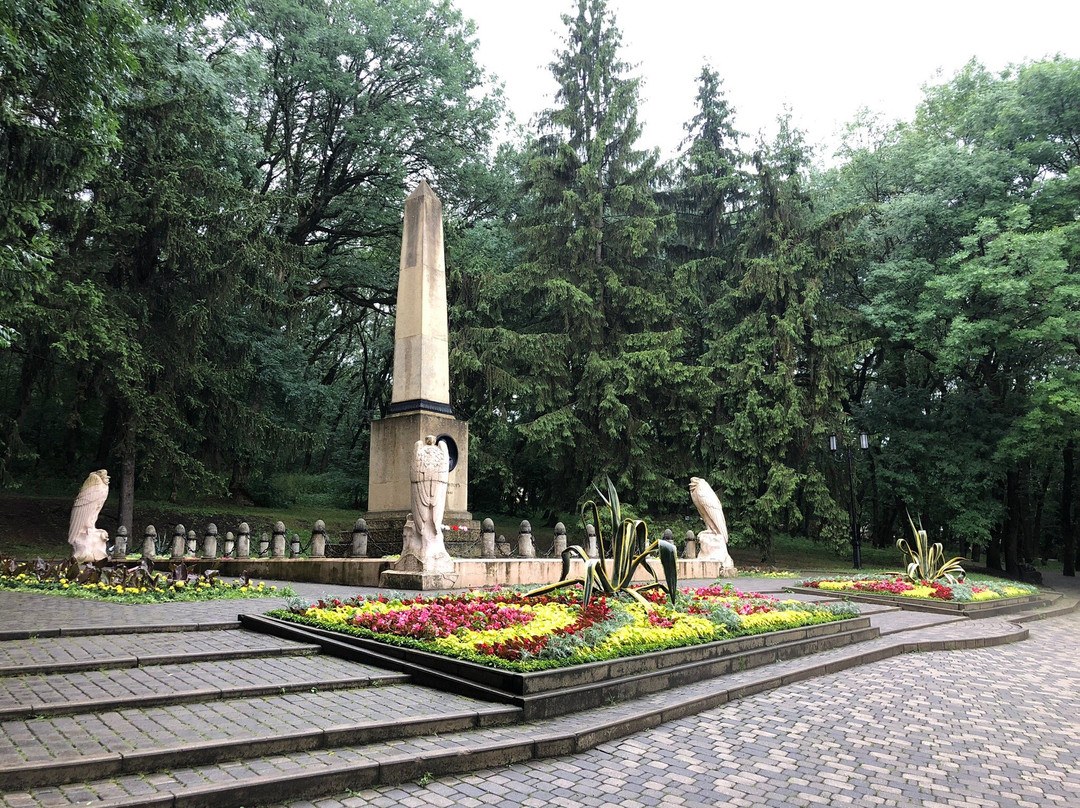 Monument to Lermontov at the Place of Duel景点图片