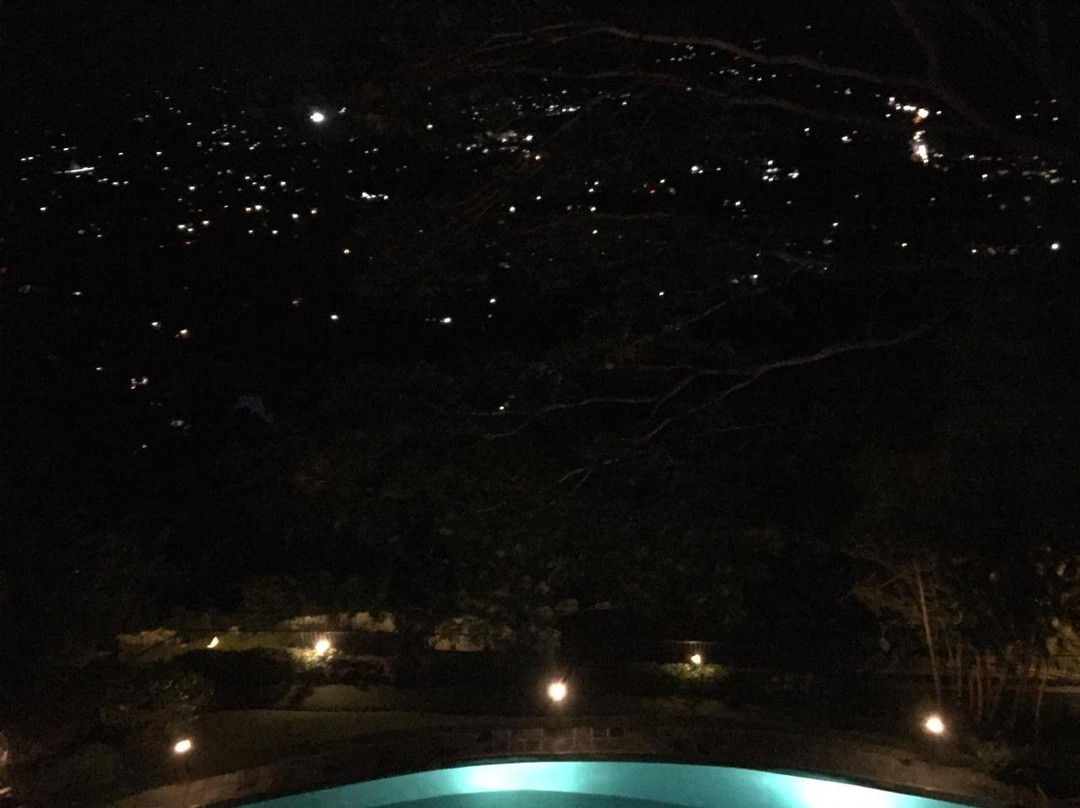 兰多雷豪华度假村主图