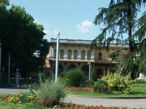 Stazione Centrale-克雷莫纳必去景点