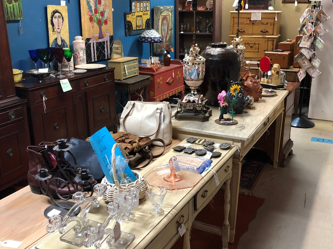 Yesterdays Treasures Today-Dickson必去景点