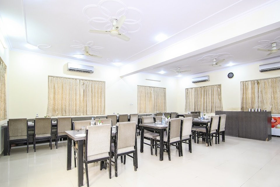 OYO 2032 Hotel Exotica主图