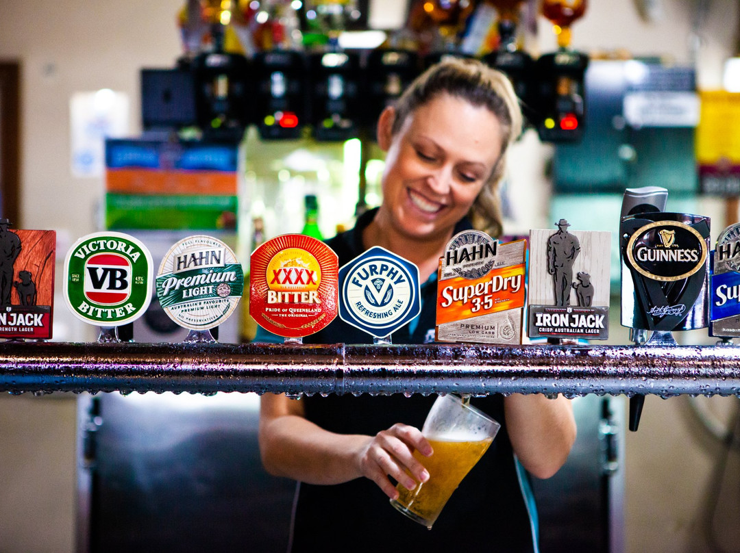 Nightcap At Manly Hotel主图