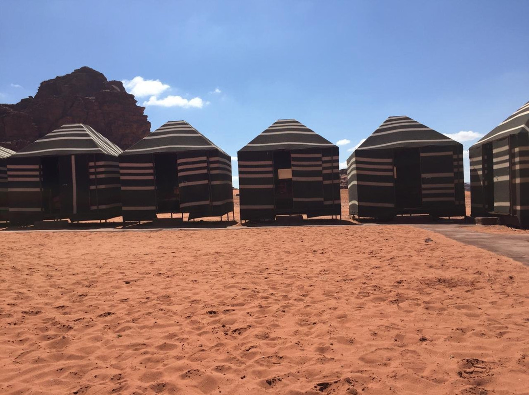 Wadi Rum Camp and Tours-Wadi Rum Village必去景点