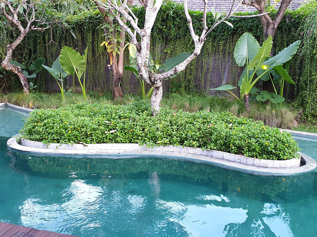 圣泰别墅酒店主图