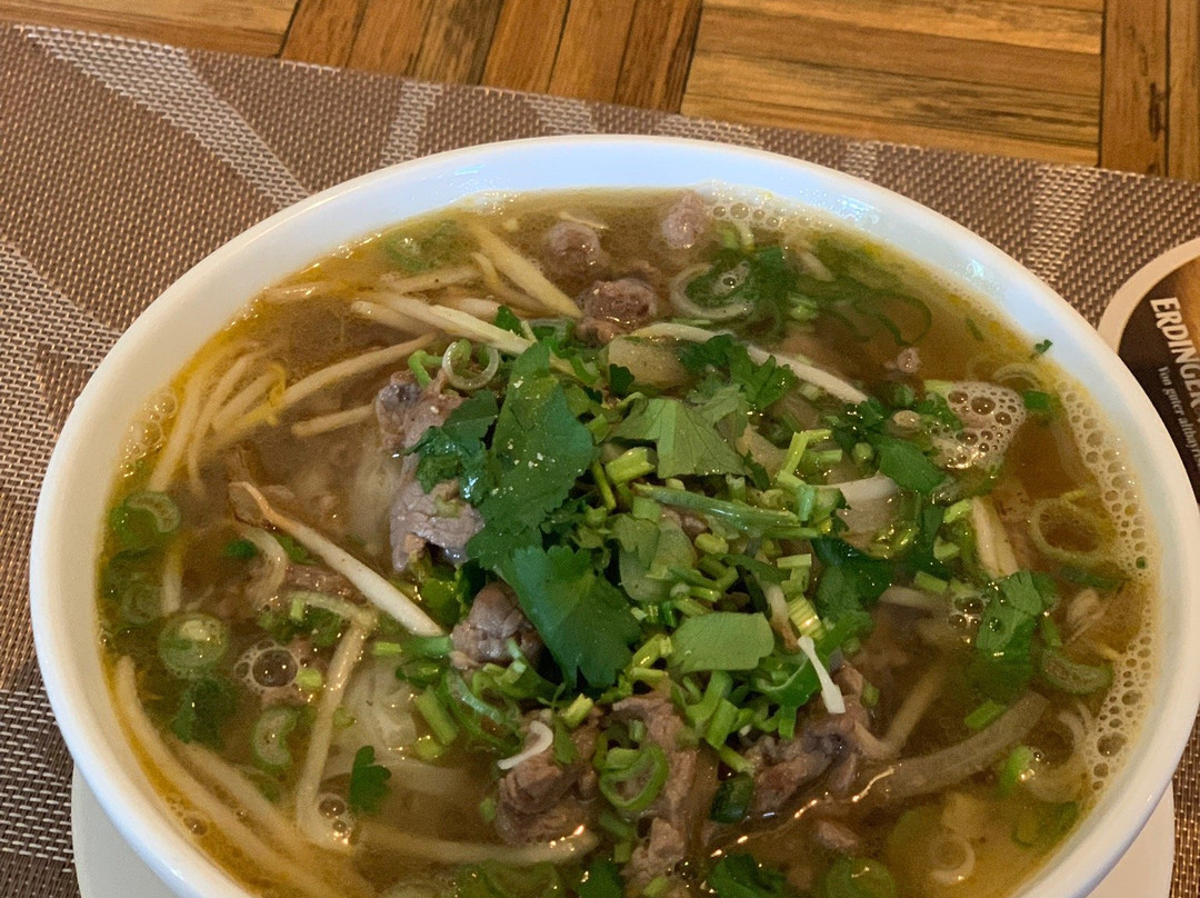 Ton Khao Sushi & Asia Restaurant