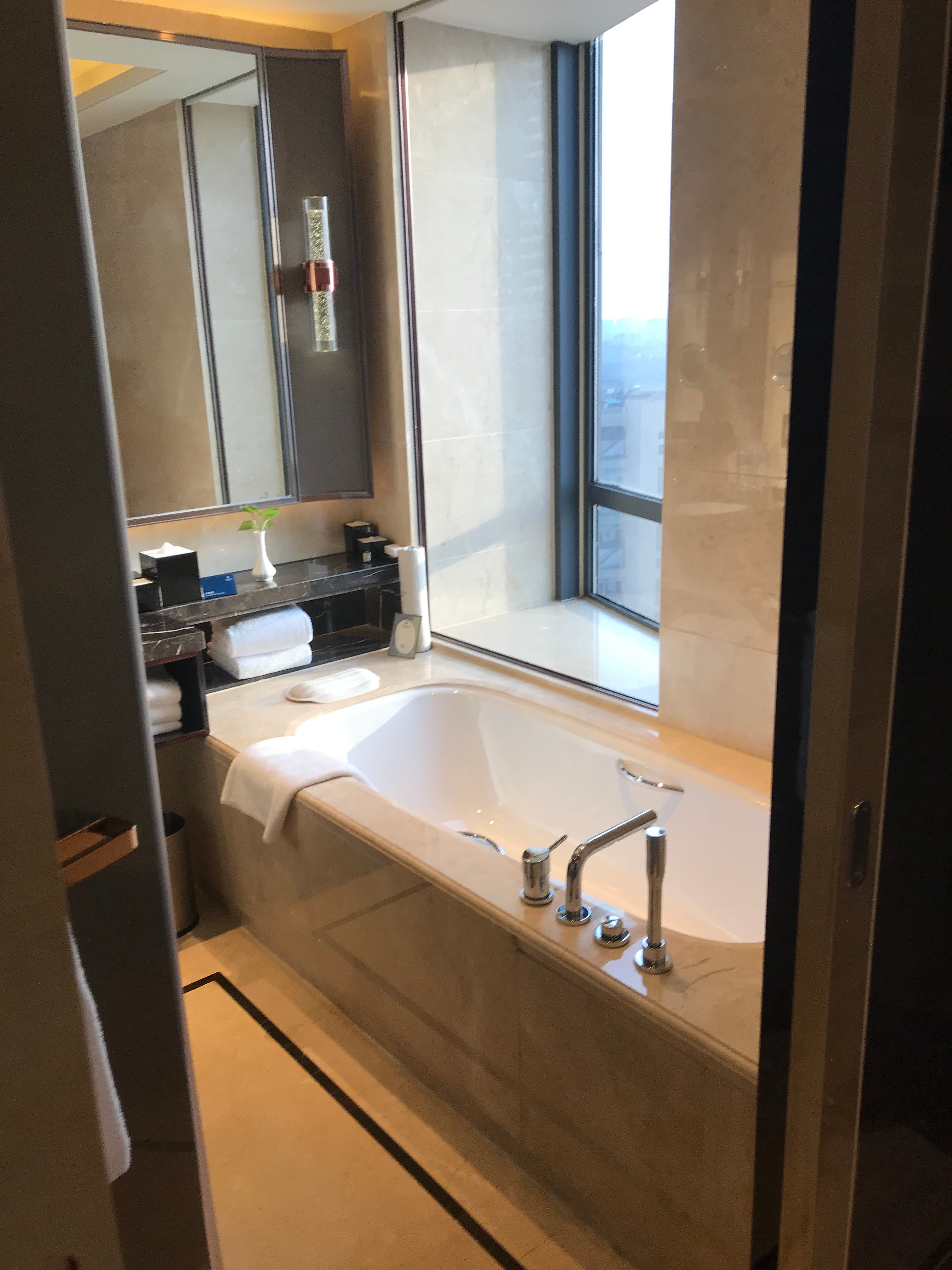 金华万达嘉华酒店-浴室