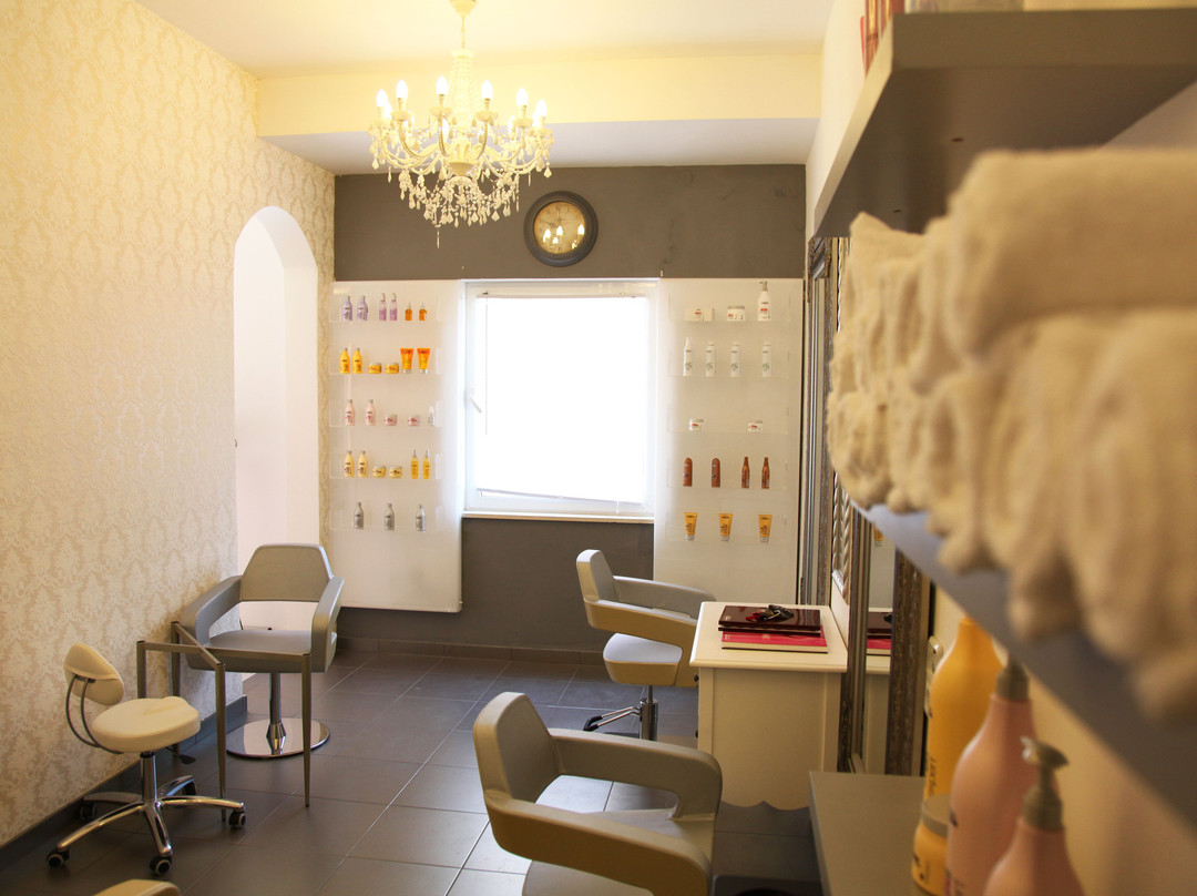Philippine massage and Beauty salon Frapa-罗戈尼察必去景点