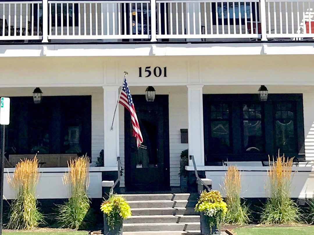 The Landing Hotel主图