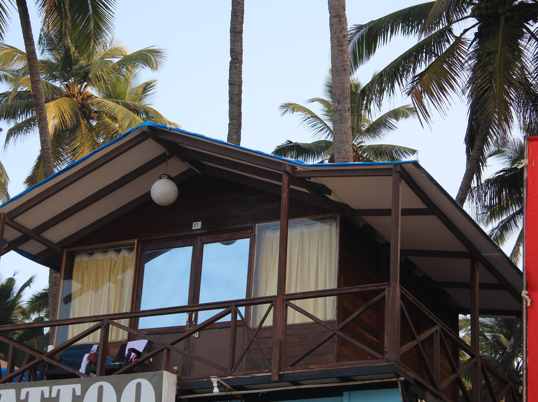 Royal Touch Beach Resort主图