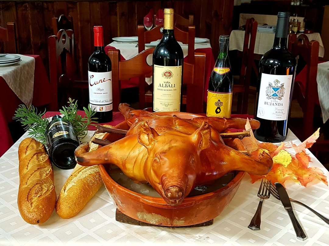 Robledillo de la Jara餐馆和美食-Los Riscos Del Atazar