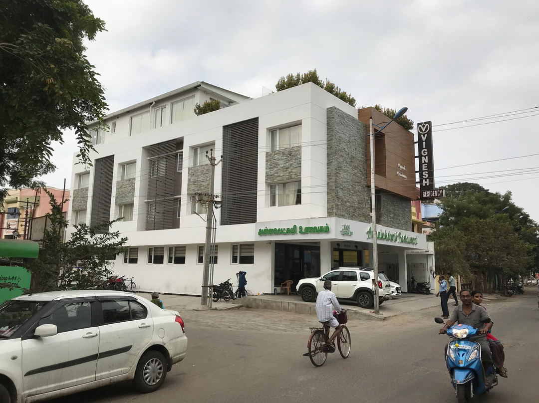 Vignesh Residency主图
