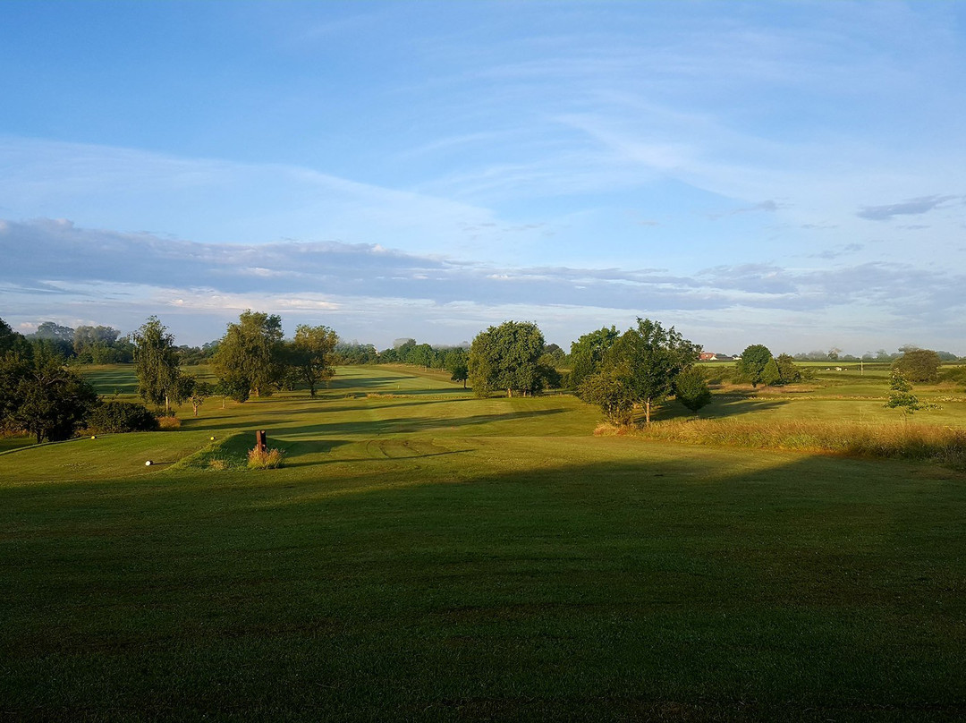 Brinkworth Golf Club景点图片