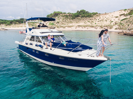 Bora Bora Charters-Fornells必去景点