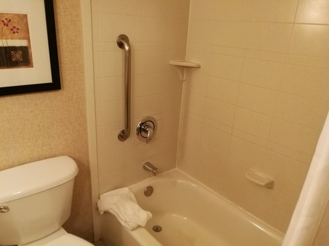 克洛维斯希尔顿花园酒店主图