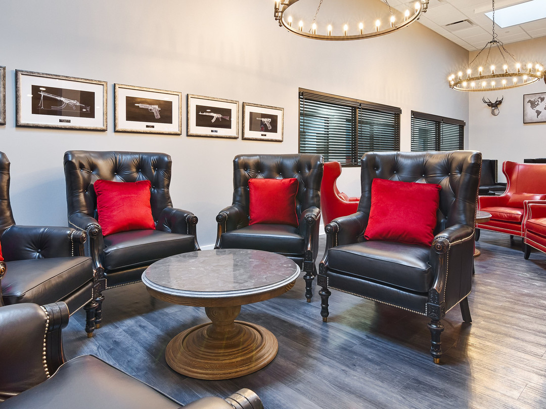 Eagle Sports Range-Oak Forest必去景点