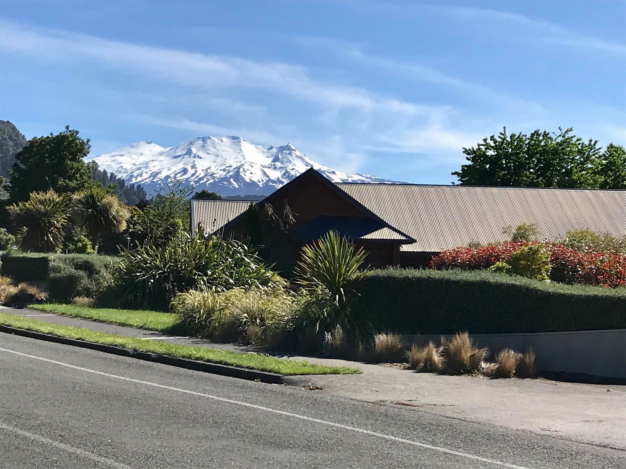 The Peaks Motor Inn-浴室