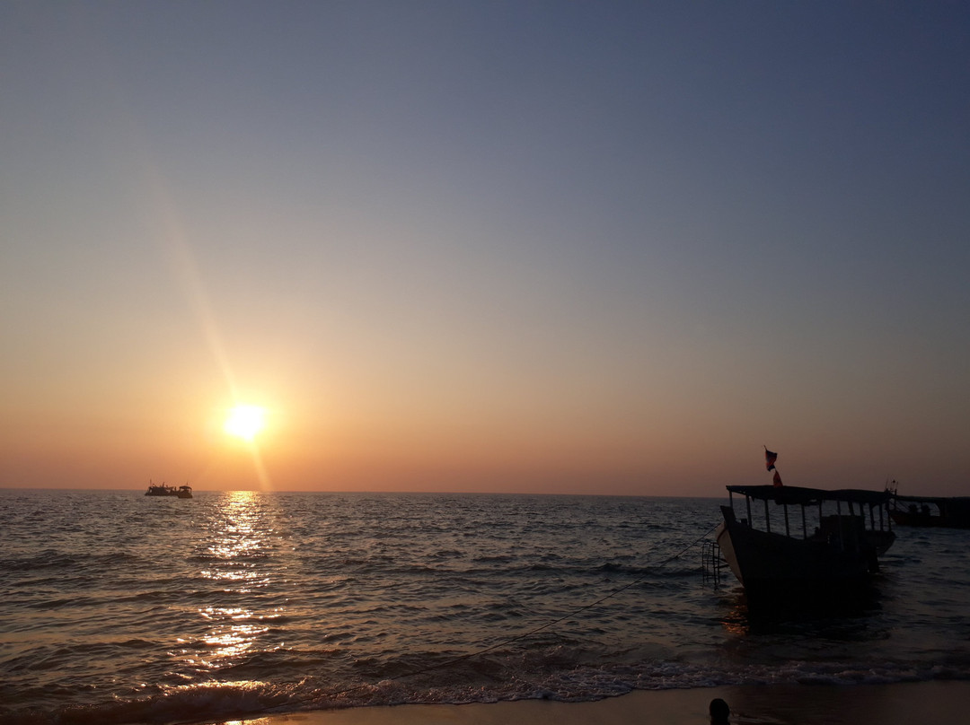 Sunset Beach Yoga, Reiki, Massage & Accupuncture-高龙撒冷岛必去景点