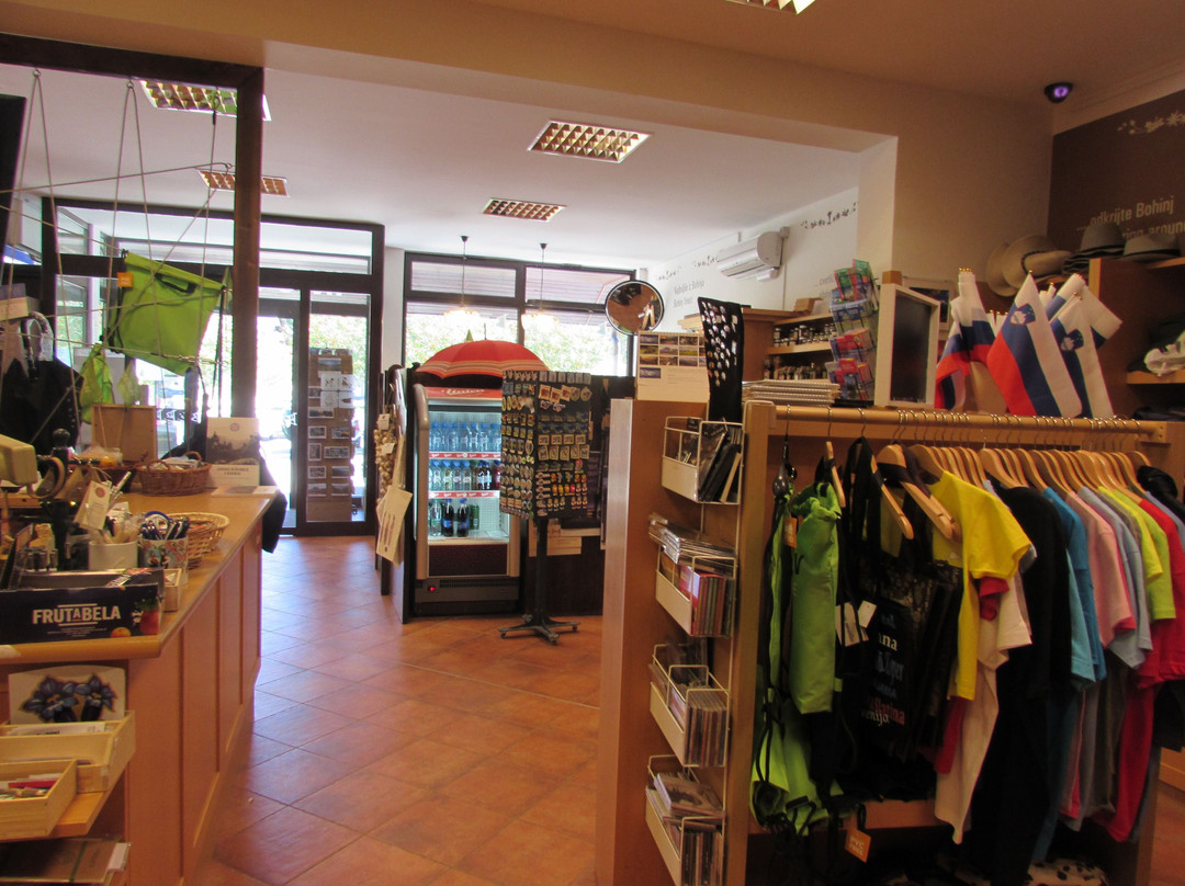 Info Center Bohinj-博希尼湖必去景点
