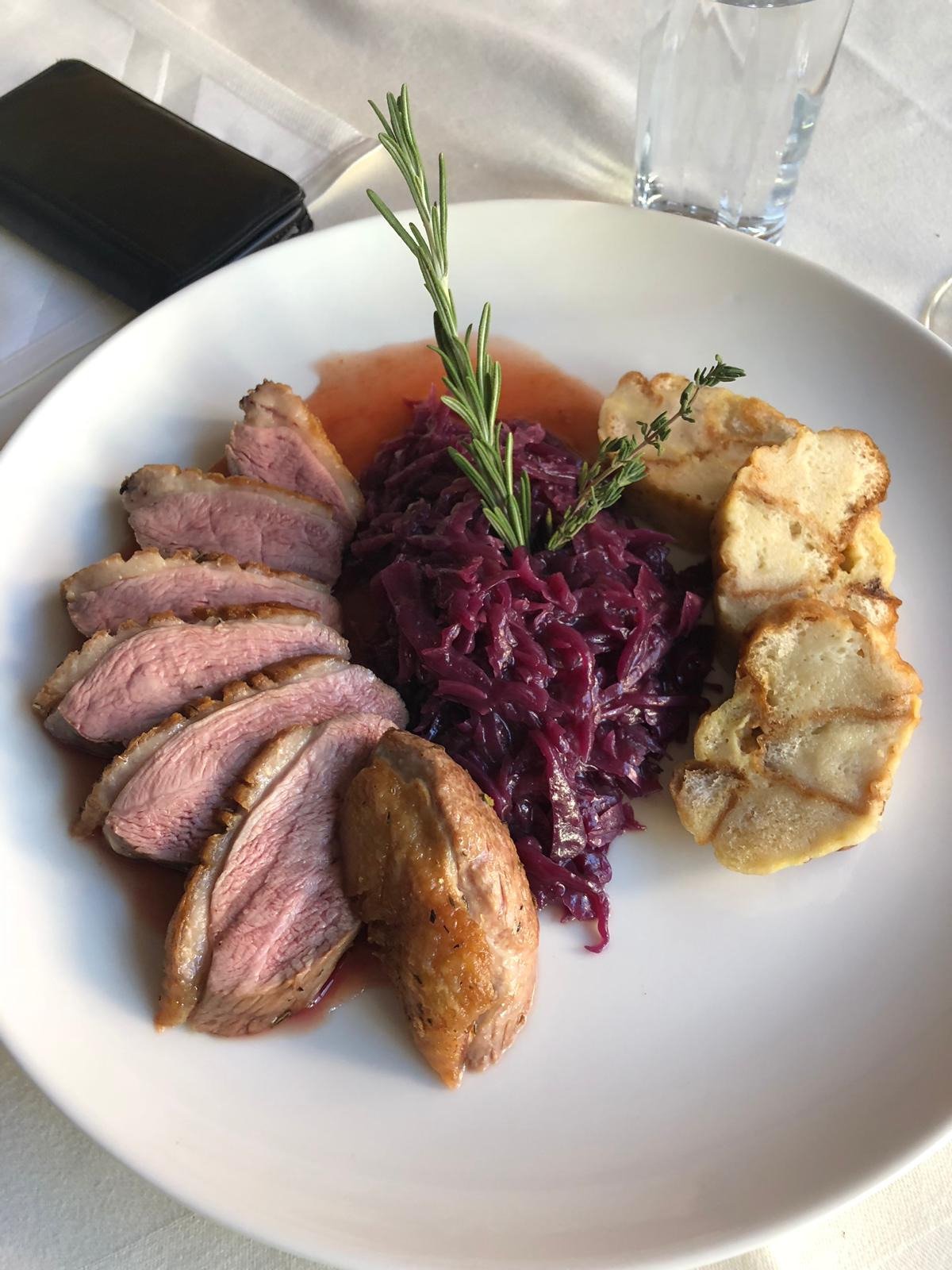 Hotel Krone-餐饮