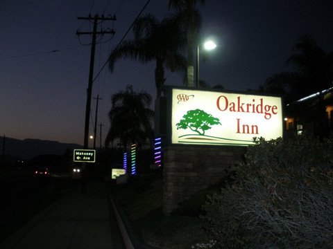 Oakridge Inn主图