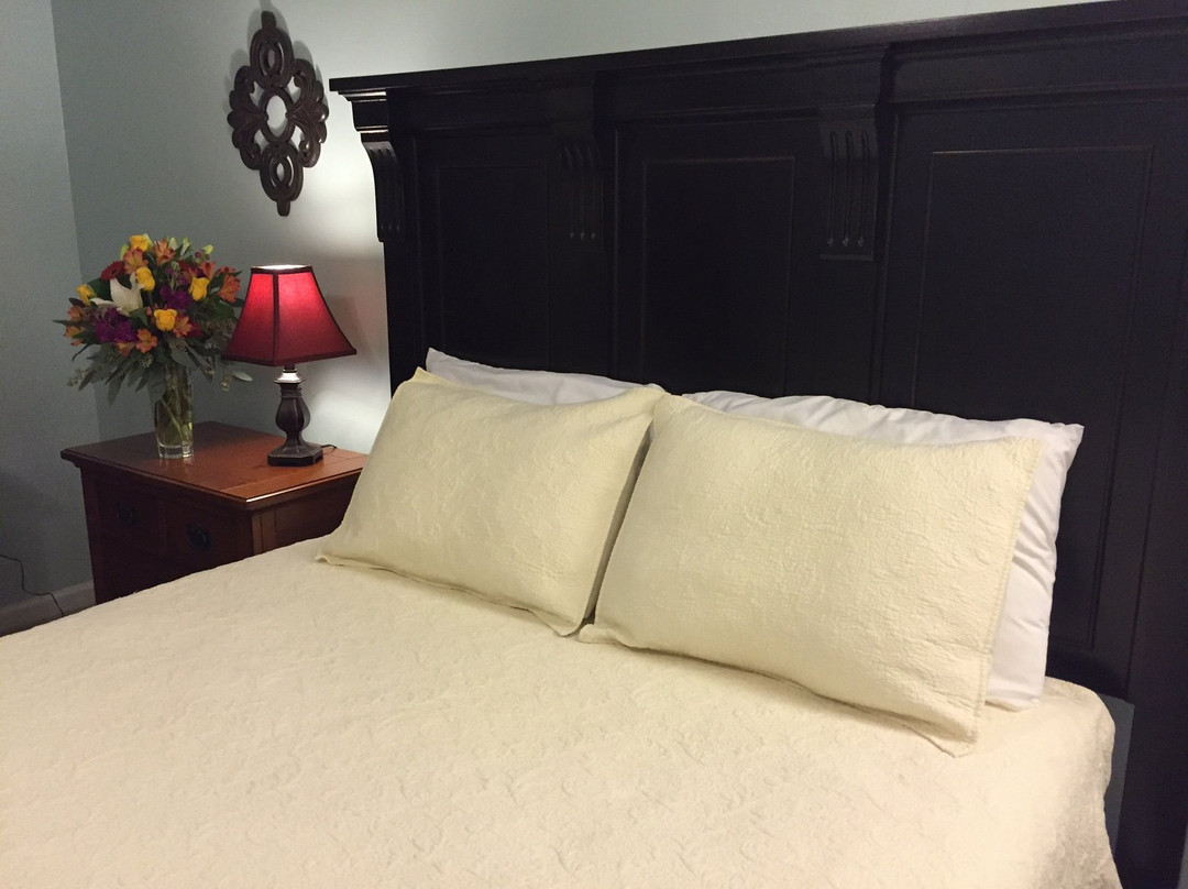 Square Inn & The Legacy Lounge主图