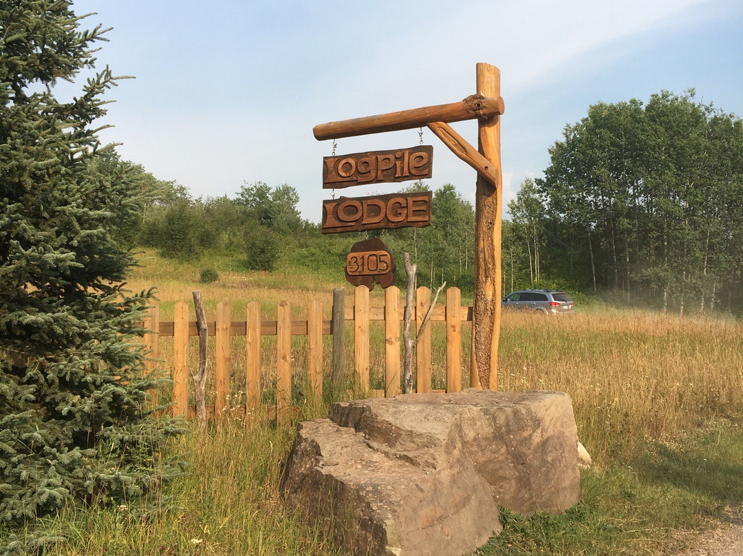 Logpile Lodge主图