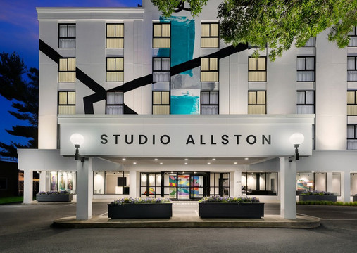 波士顿奥尔斯顿公寓酒店主图