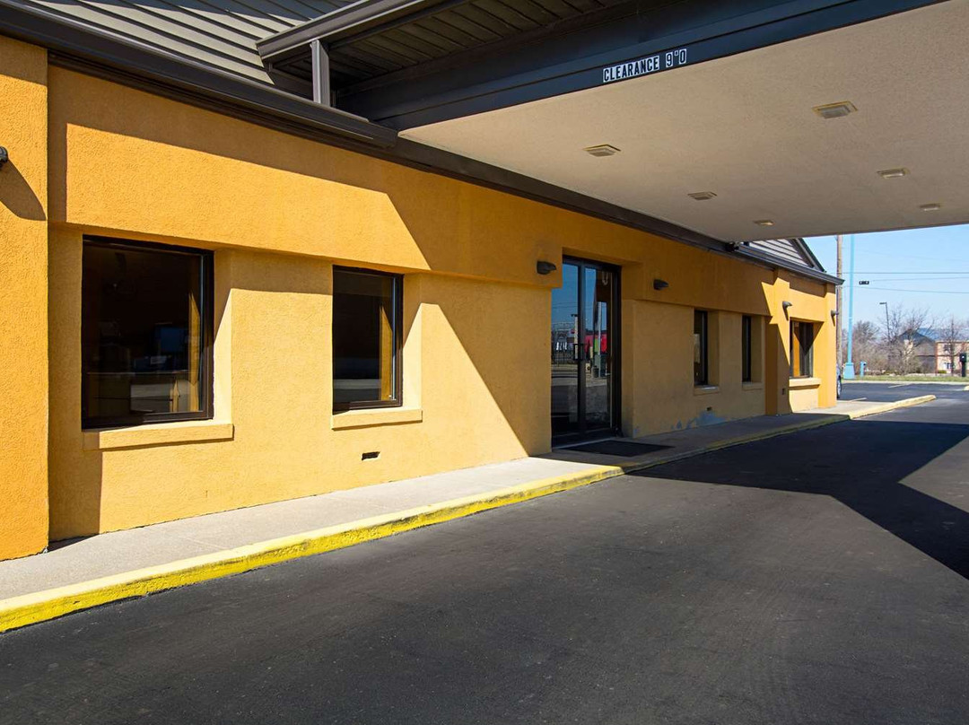 Quality Inn & Suites Greensburg I-74主图