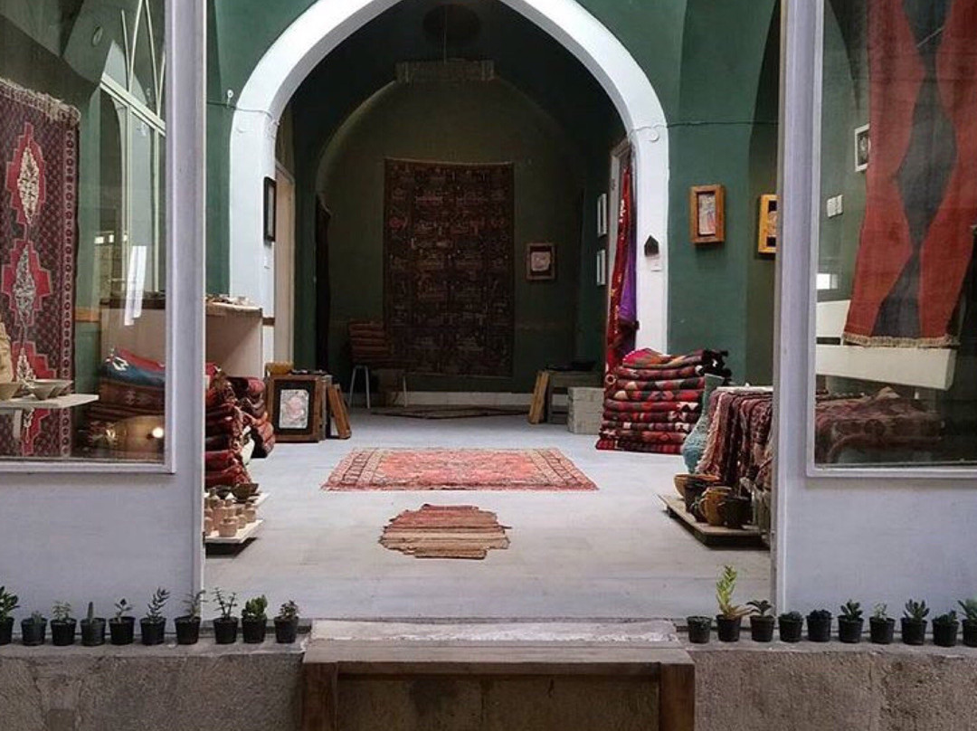 Zhee Showroom-卡尚必去景点