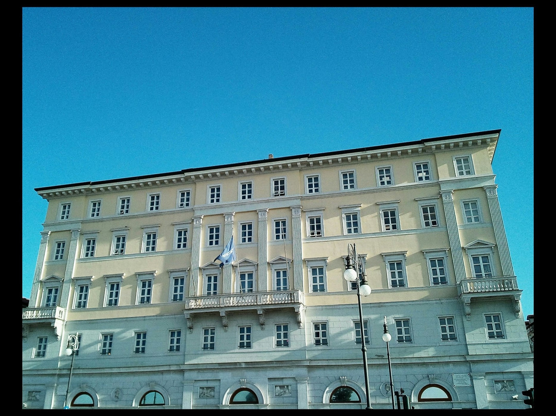 Palazzo del Hotel De La Ville-的里雅斯特必去景点