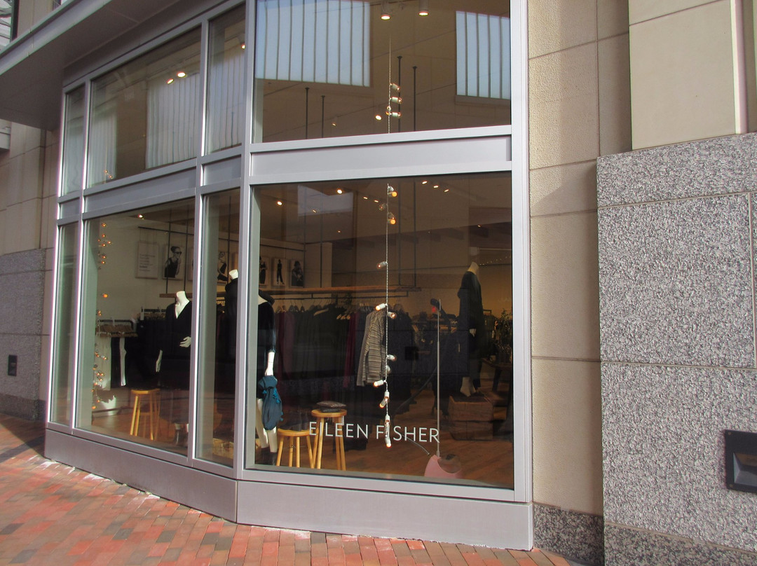 The Shops at Wisconsin Place-Chevy Chase必去景点