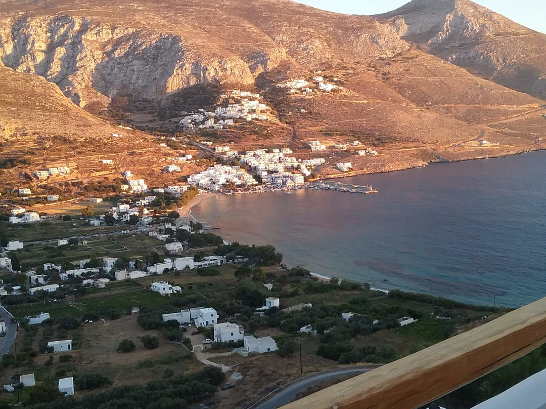 Tholaria酒店住宿-Theoreion