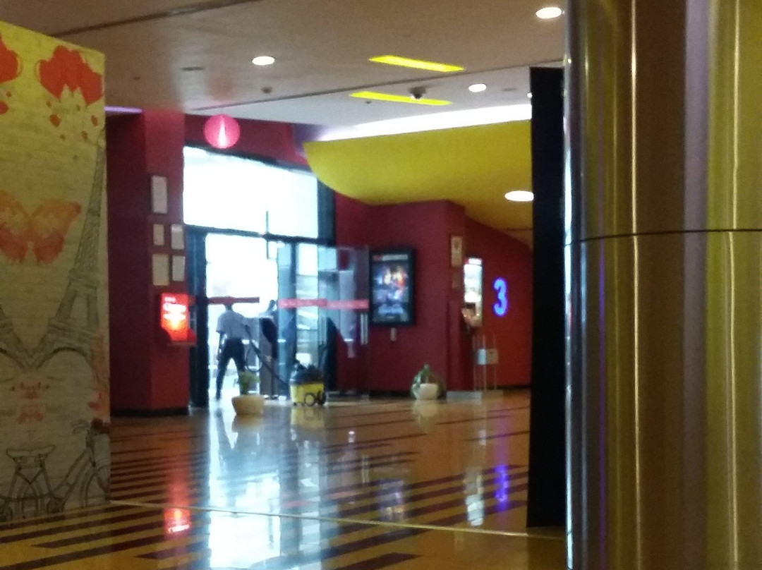 East End Mall景点图片