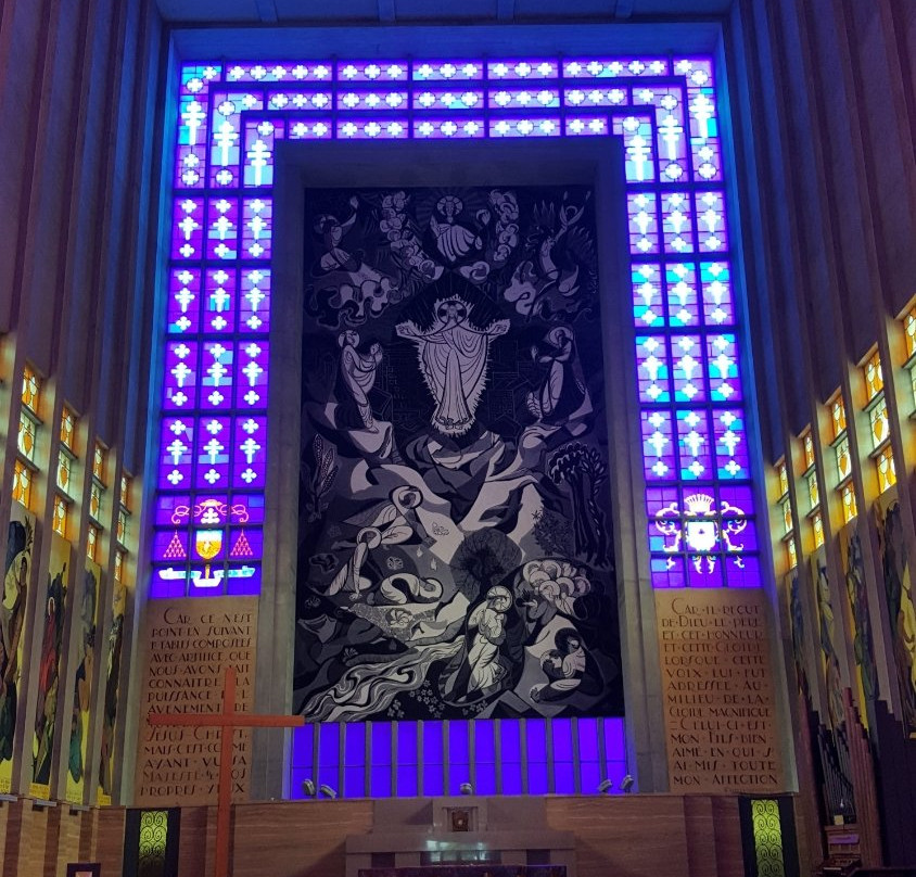Eglise Saint Jacques le Majeur-蒙鲁必去景点