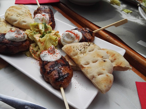 Agios Pavlos餐馆和美食-Brusco Meze Bar