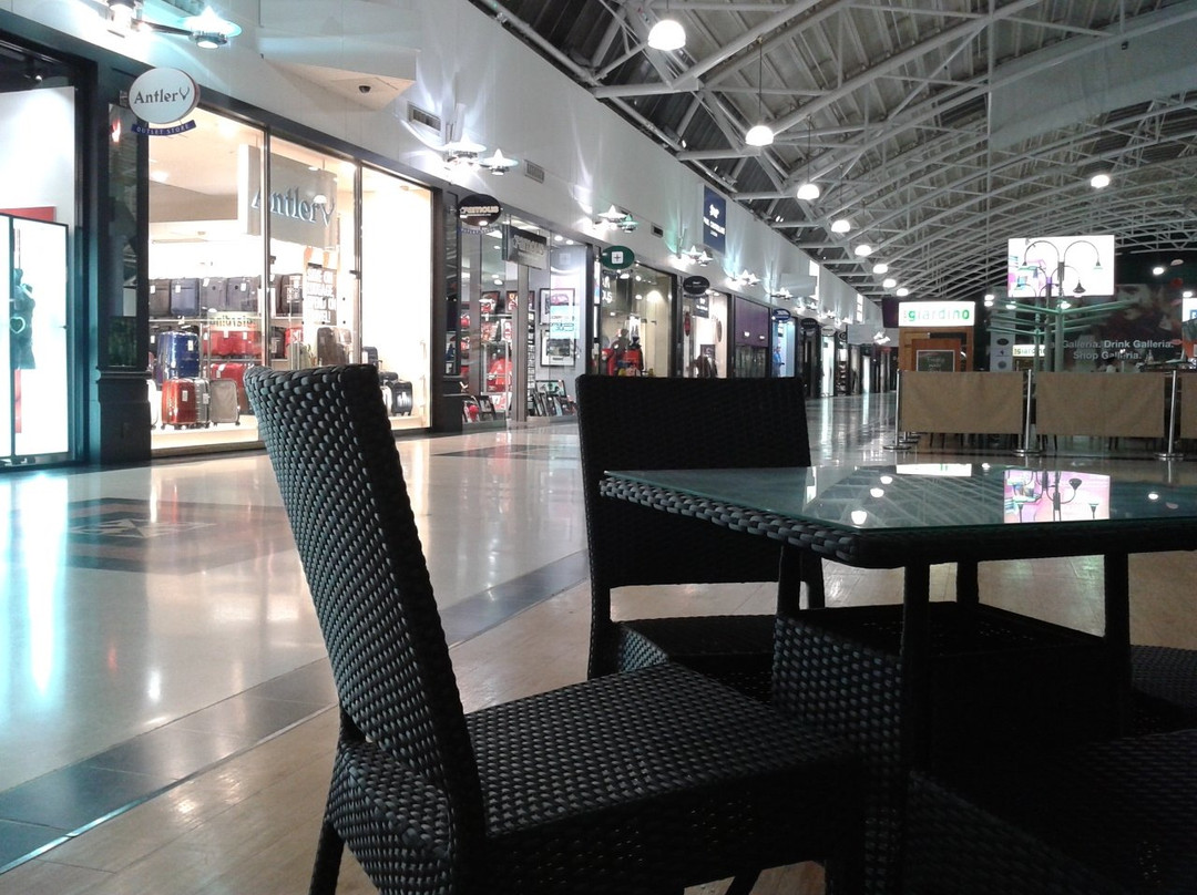 The Galleria Outlet Shopping景点图片