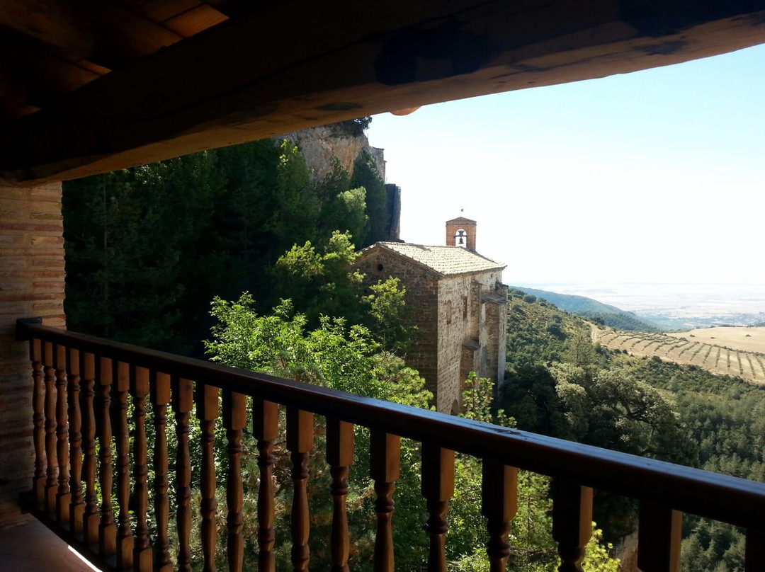 Ermita de La Virgen de la Pena景点图片