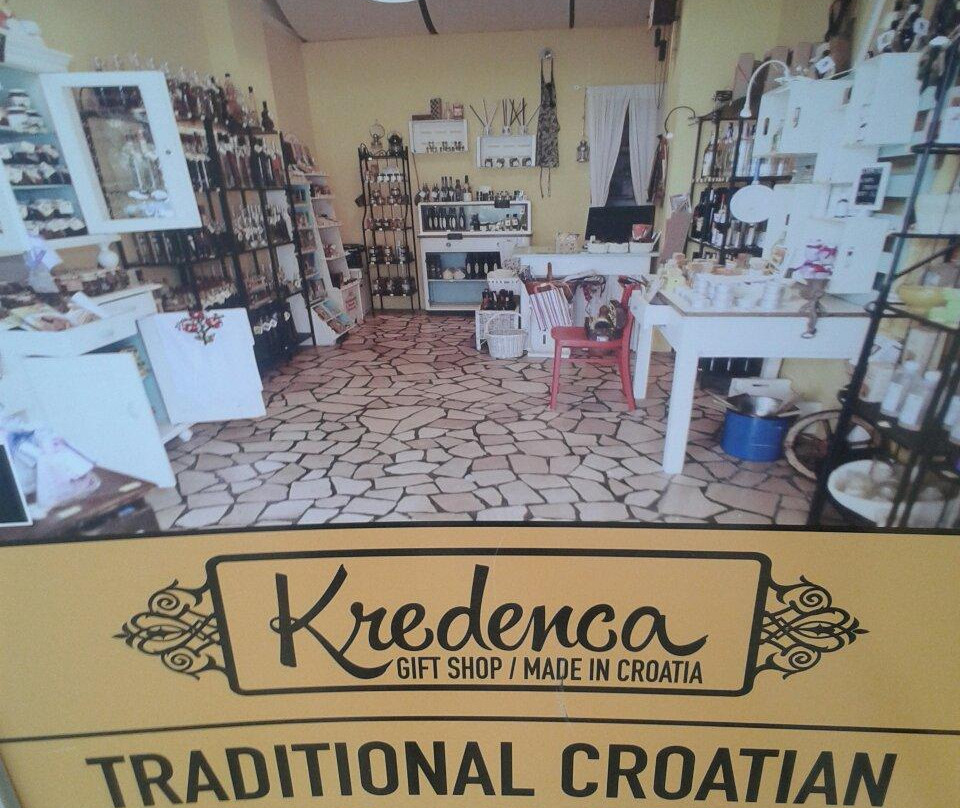 Kredenca Gift Shop景点图片