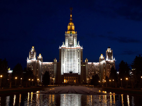 莫斯科罗蒙诺索夫国立大学-莫斯科必去景点