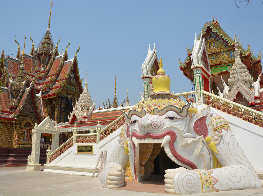 Wat Sri Uthumporn景点图片